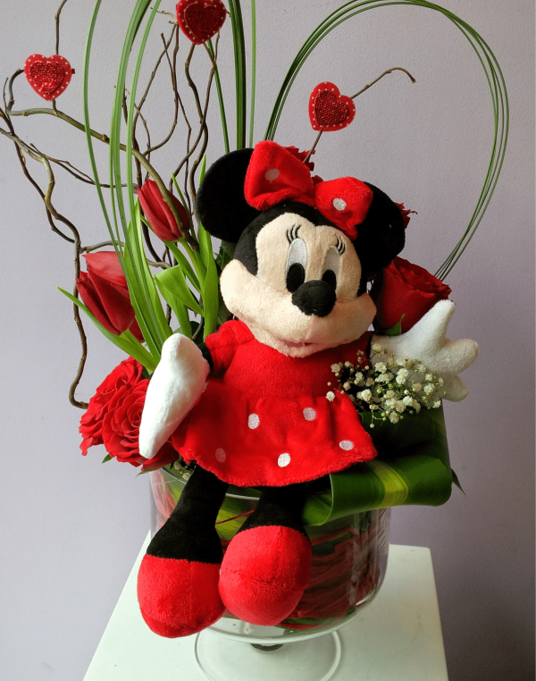 MICKEY IN LOVE